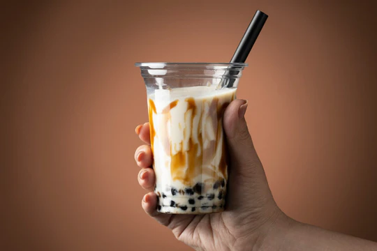 Rostic’s запускает новую линейку бабл‑напитков с фруктовыми джусболлами Rostic’s запускает новую линейку бабл‑напитков с фруктовыми джусболлами