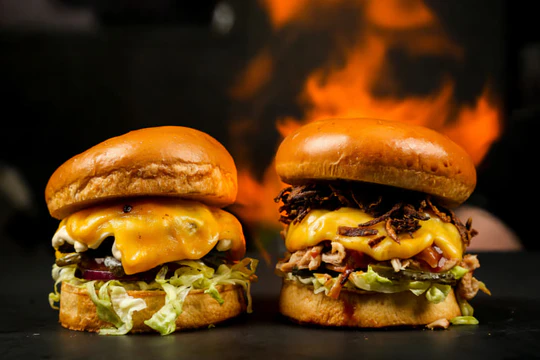 Диетолог: десерты и бургеры могут быть частью правильного питания Диетолог: десерты и бургеры могут быть частью правильного питания