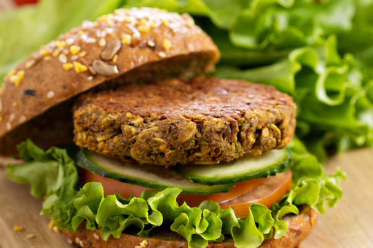 «Вкусно – и точка» добавит в меню постные и халяльные блюда «Вкусно – и точка» добавит в меню постные и халяльные блюда