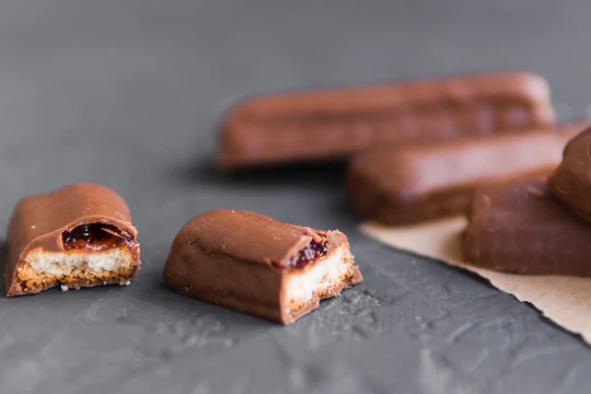 В Калужской области школьница обнаружила иголку внутри батончика Mars В Калужской области школьница обнаружила иголку внутри батончика Mars