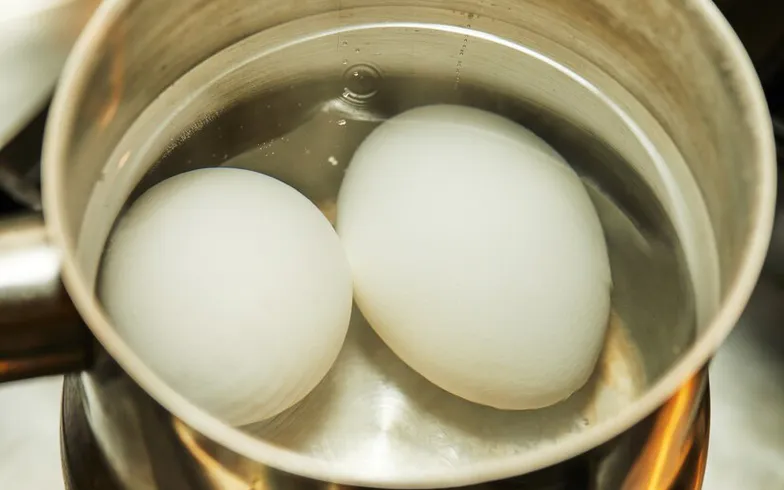 Как и сколько варить перепелиные яйца?