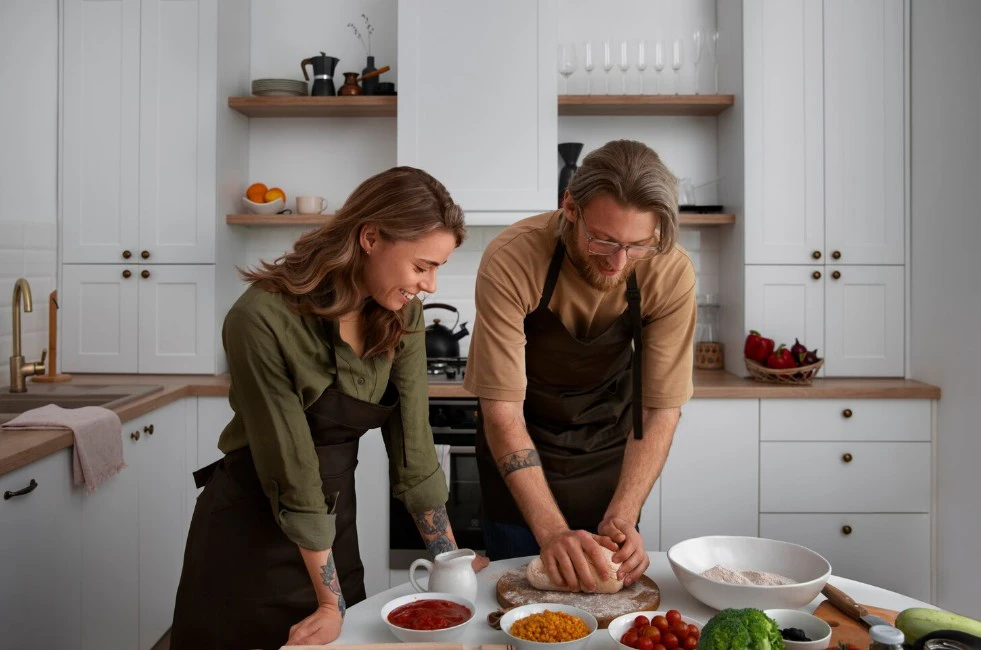 Совместная готовка / Источник: freepik.com